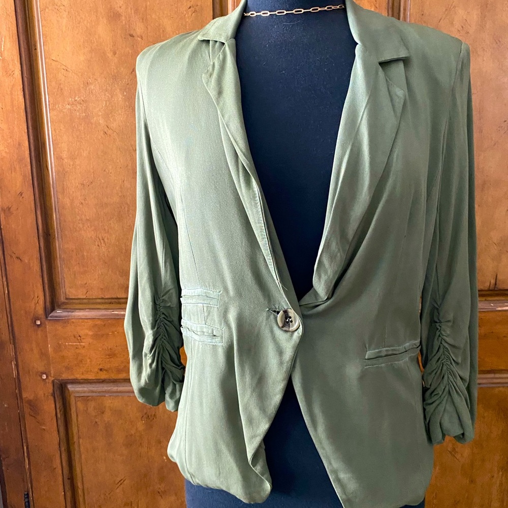 NWT made in Italy Suzy D London Tensile Jacket